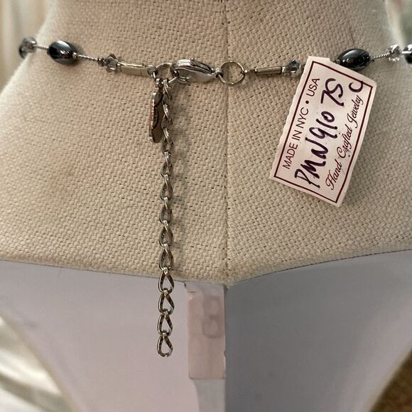 Dabby reid hematite color faux stone Leif metallic silver crystal length 12 inch - Picture 2 of 4